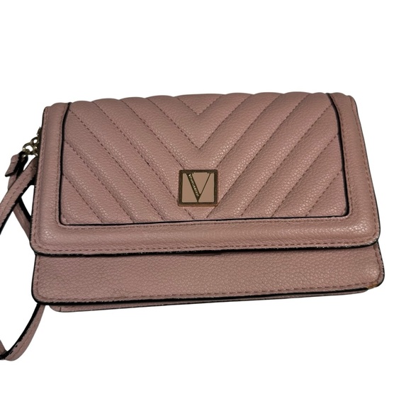 Victoria's Secret Pink Quilted Wallet - Picture 1 of 10